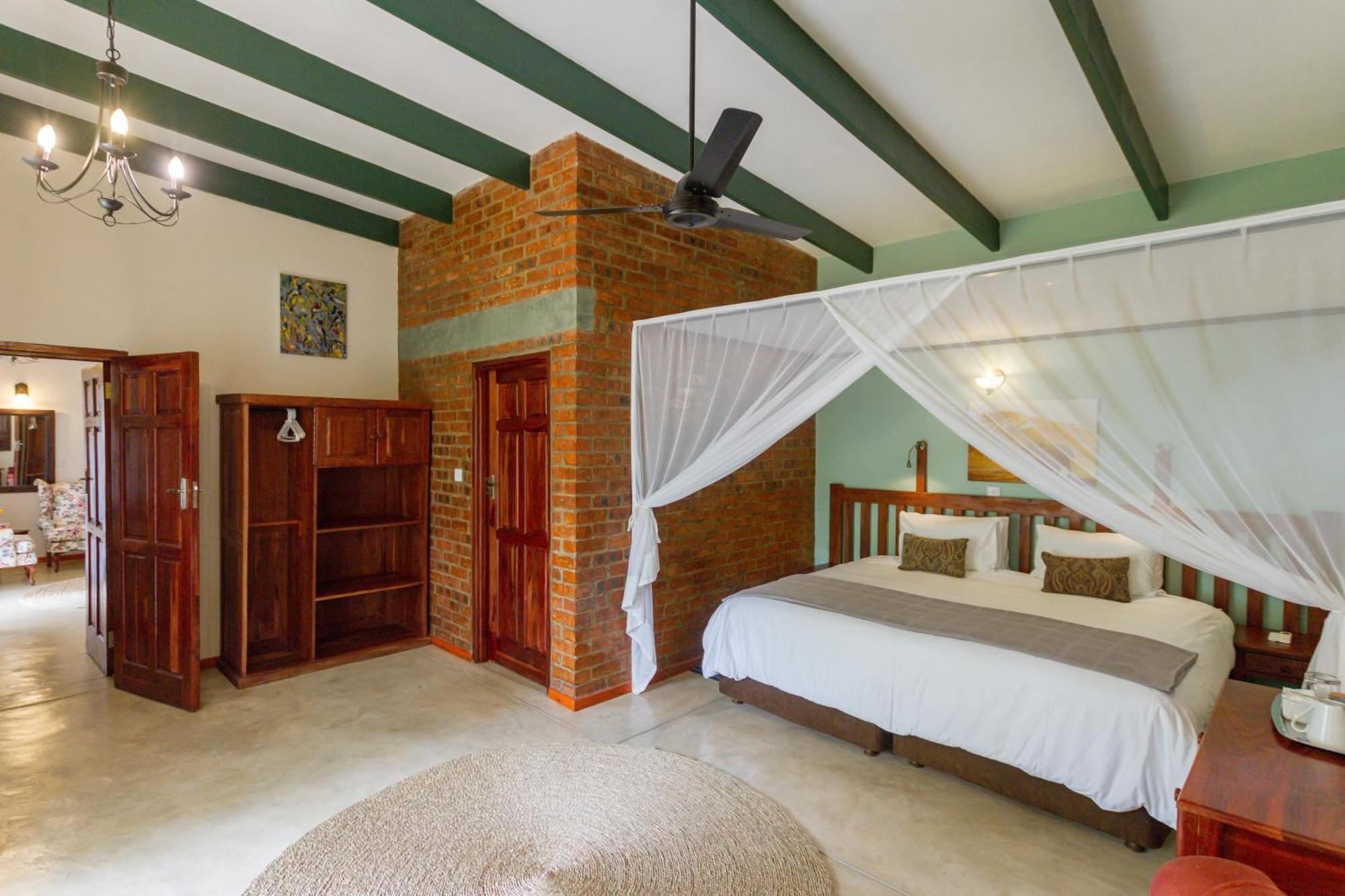 The Courtney Lodge Victoria Falls Ngoại thất bức ảnh