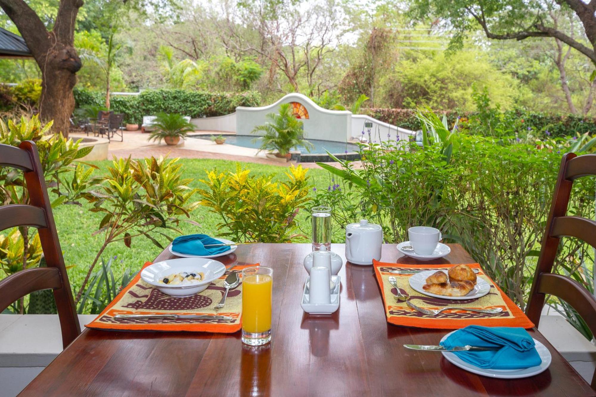 The Courtney Lodge Victoria Falls Ngoại thất bức ảnh